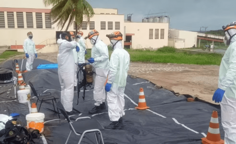 Oito pessoas passam mal após vazamento de amônia em frigorífico de Propriá