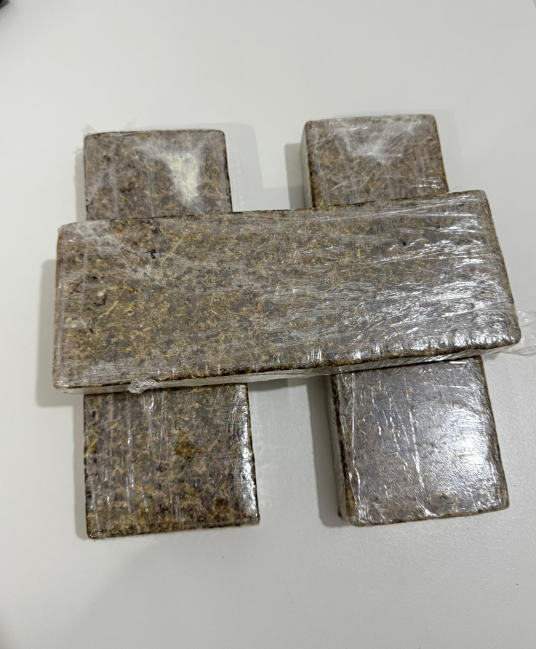 Polícia Civil prende investigado por tráfico e apreende quase 3kg de maconha