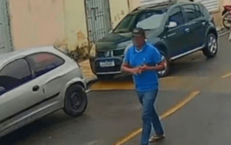 Homem finge que vai comprar casa e furta idosa em Malhador