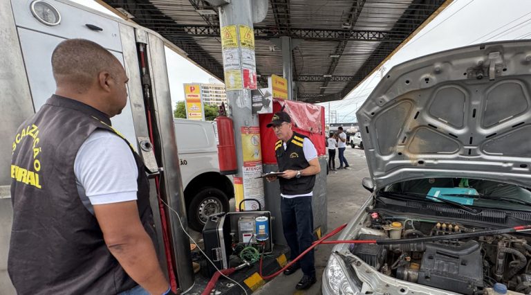 ITPS interdita bomba de GNV durante Operação Abastecimento Seguro em Sergipe