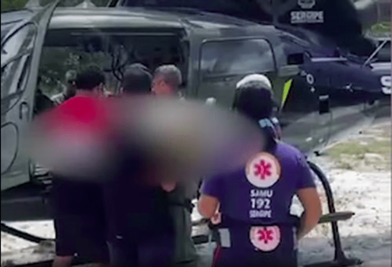 Mulher desacordada é resgatada de cachoeira em Itabaiana