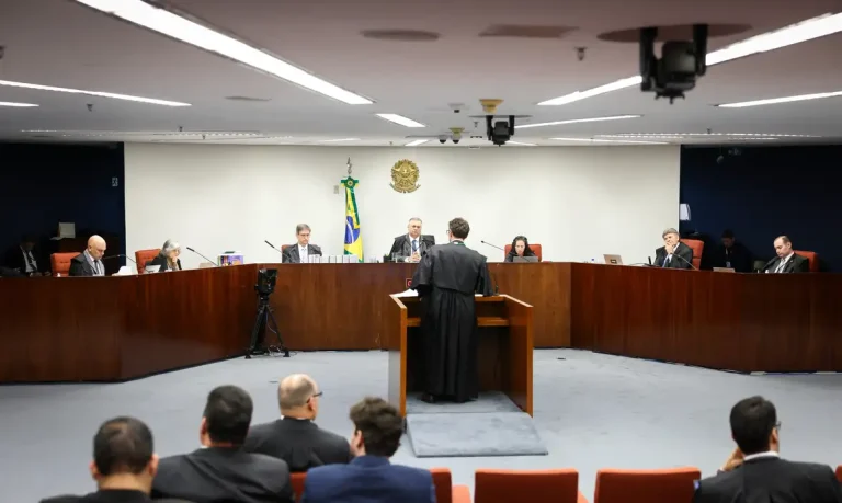 Trama golpista: réus do Núcleo 4 pedem absolvição ao STF
