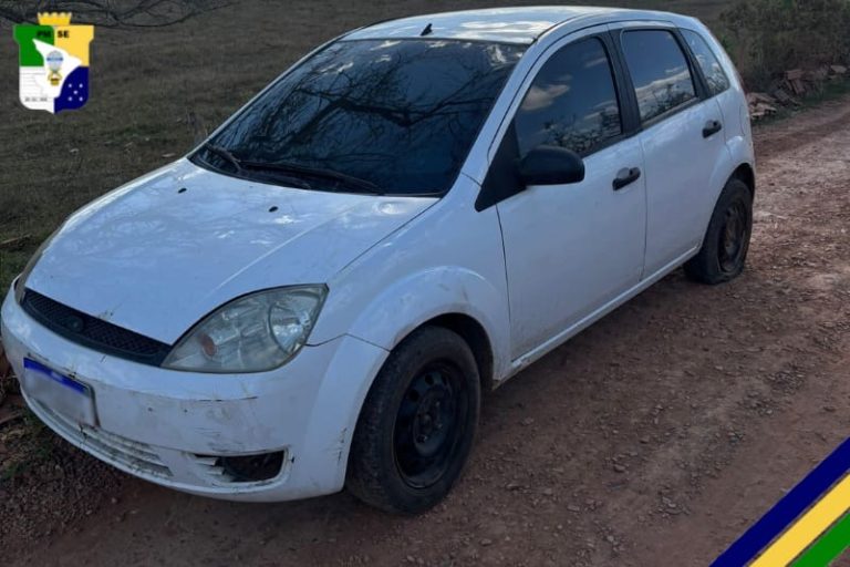 Polícia Militar recupera veículo com restrição de roubo em Lagarto
