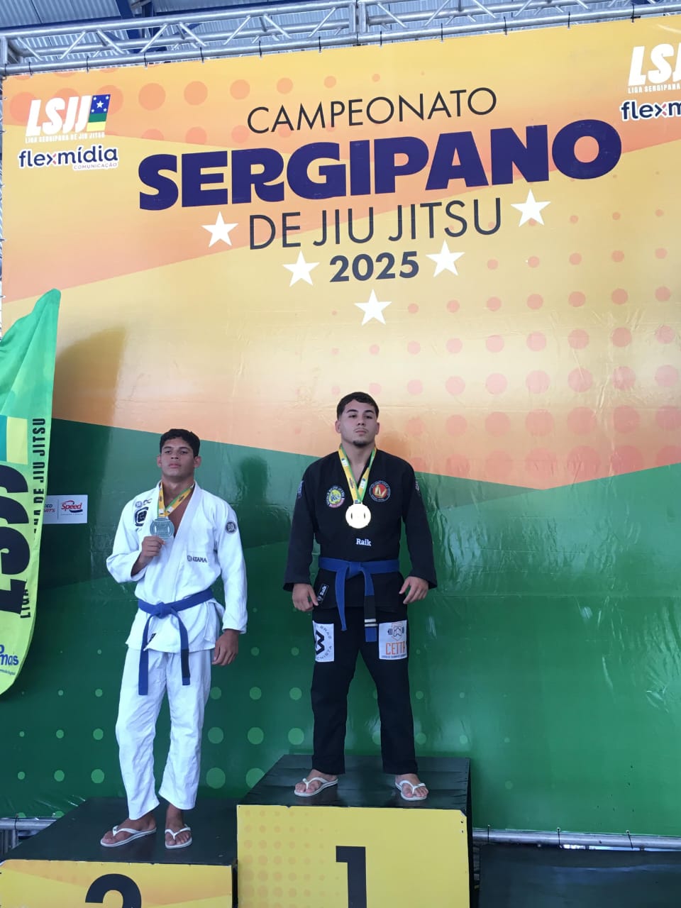 235c369d-b0dd-4ec0-b24c-ff0125322aee