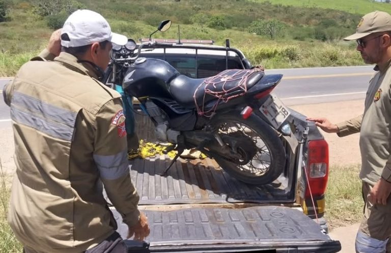 DTTU recupera motocicleta  com restrição de roubo em Lagarto