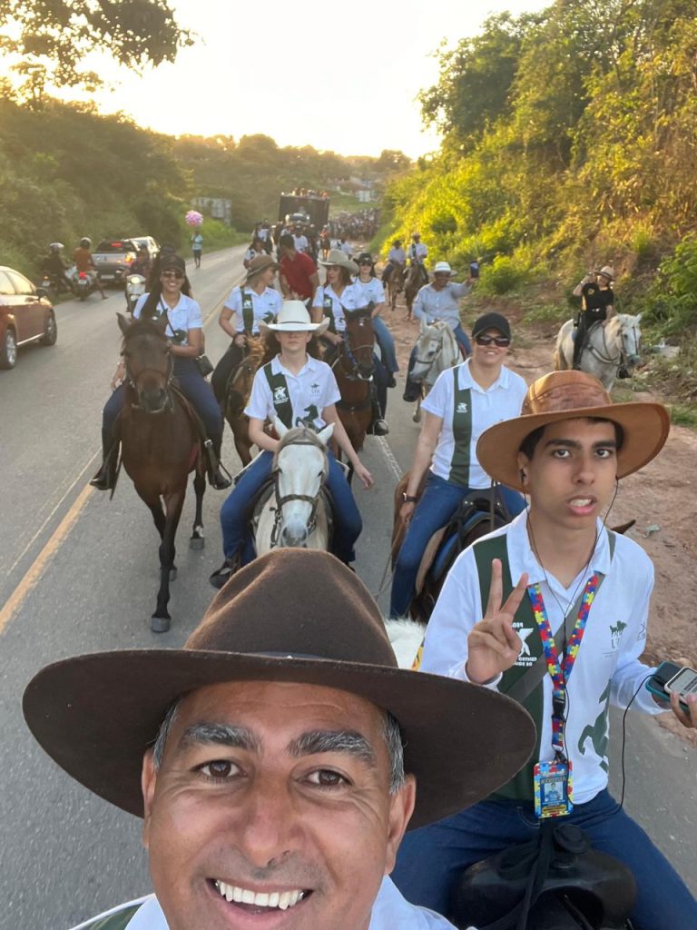 Centro Lagartense de Equoterapia marca presença na 1ª Cavalgada do Vaqueiro em Lagarto.
