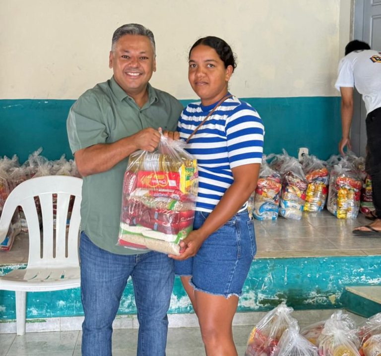 Deputado Ibrain de Valmir leva ação social e solidariedade à Colônia Treze, em Lagarto
