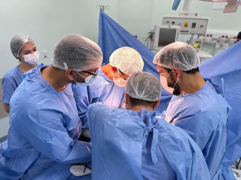 Hospital de Sergipe realiza primeira trombectomia de veia cava tumoral do Brasil