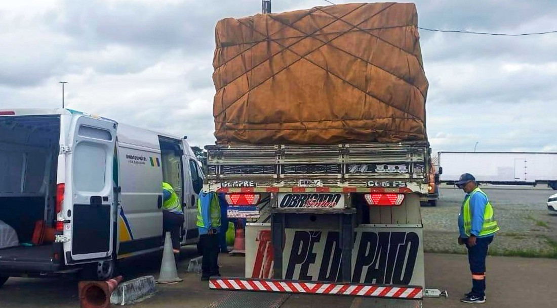 slide_3a71dba9aa94b51f568520407a20803f