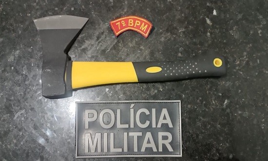 Mulher é agredida com machadinha pelo próprio filho em Lagarto