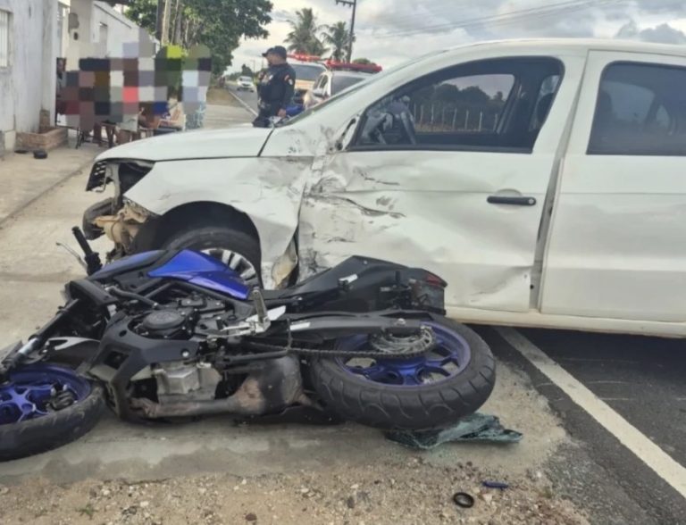 Colisão entre carro e motocicleta é registrada na SE-265, em Lagarto