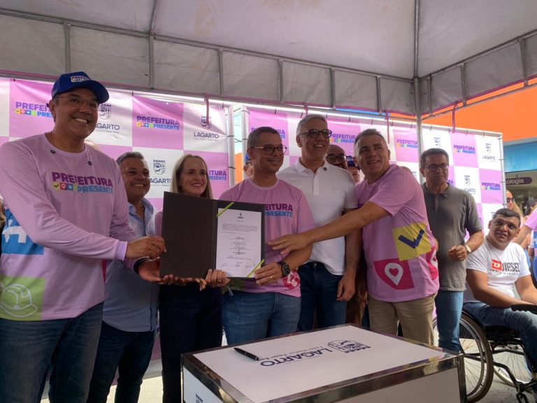 Ao lado do Prefeito Sérgio, Fábio Mitidieri realiza entregas e assina ordens de serviço em Lagarto