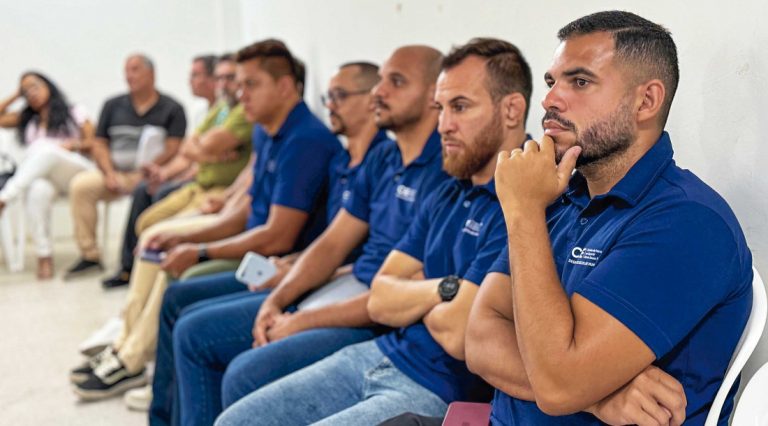 Governo de Sergipe promove capacitação de professores e fortalece qualidade das Escolas de Esportes