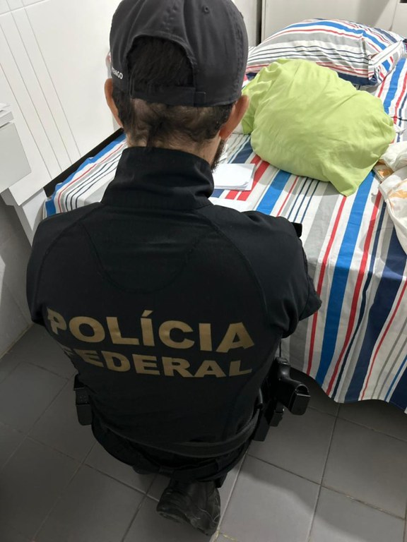 250d15bb-4749-4028-aec6-6197d7d0fe4f