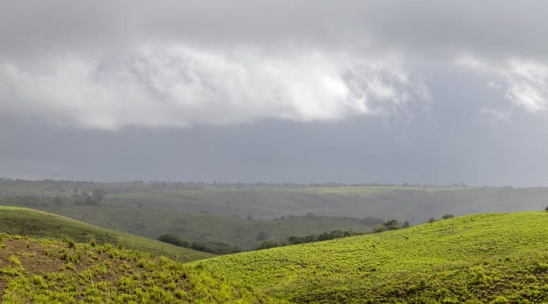 Aviso meteorológico é renovado e alerta para chuvas intensas no sul sergipano até a sexta-feira, 27