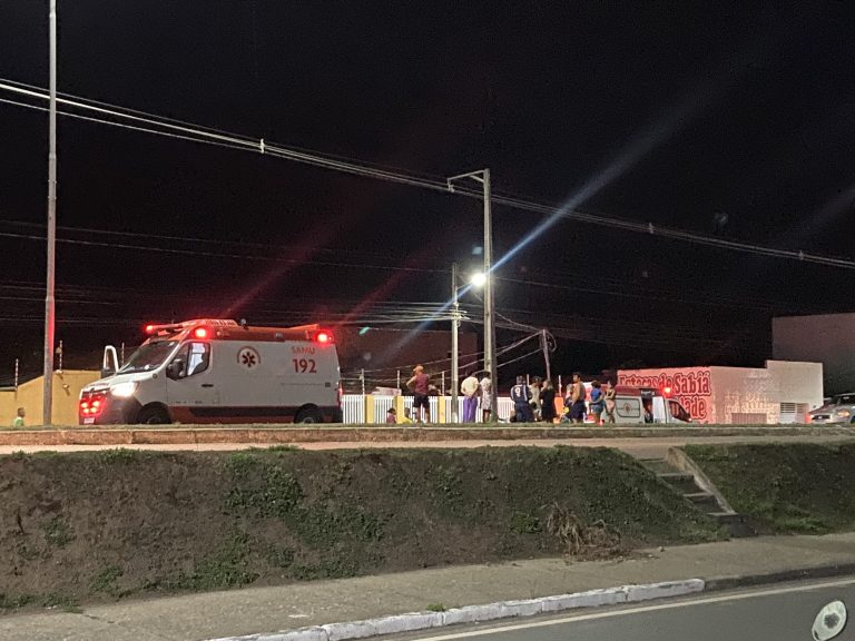 Acidente envolvendo motocicleta deixa uma pessoa ferida na Colônia Treze