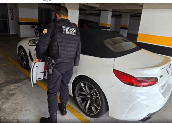 Veículo de luxo é apreendido em Sergipe durante operação contra tráfico interestadual de drogas