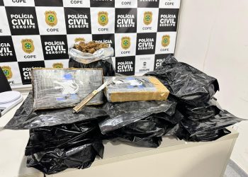Cope apreende R$ 500 mil em drogas na rodoviária de Aracaju