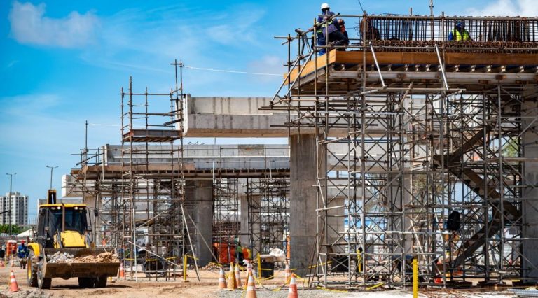 Investimentos em obras públicas fortalecem a economia e ampliam oportunidades para os sergipanos