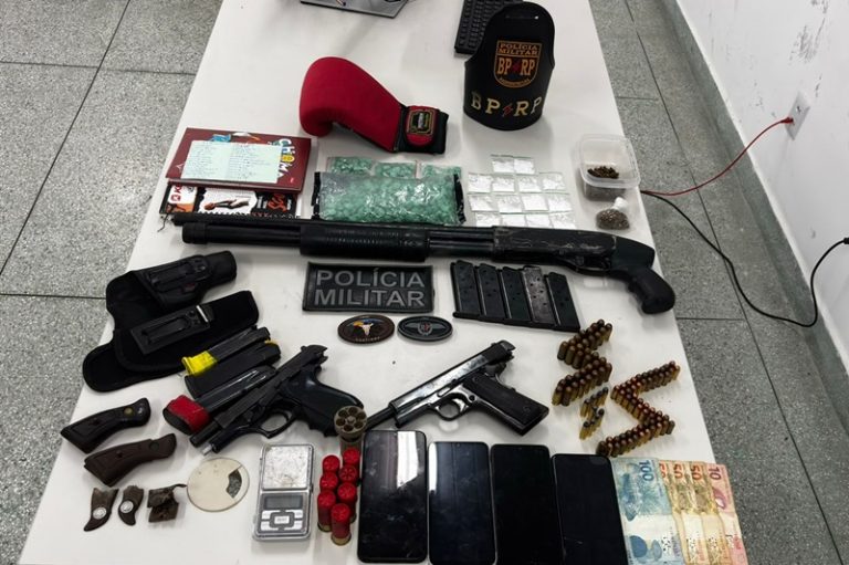 Polícia Militar apreende três armas, mais de 100 munições na Caueira