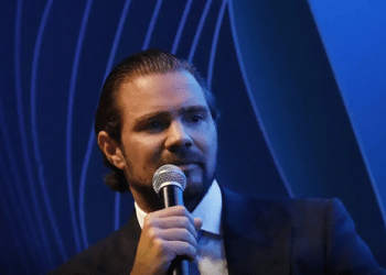 Justiça mantém prisão de Vorcaro e cunhado em audiência de custódia