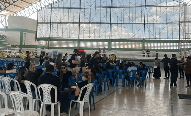 Empresária vítima de feminicídio é velada sob comoção em Canindé de São Francisco