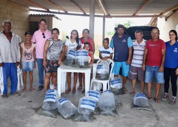 Entrega de mais 17 mil alevinos fortalece o trabalho de produtores rurais em Lagarto