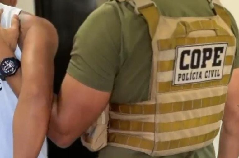Cope prende homem condenado por roubo, porte ilegal de arma e corrupção de menores