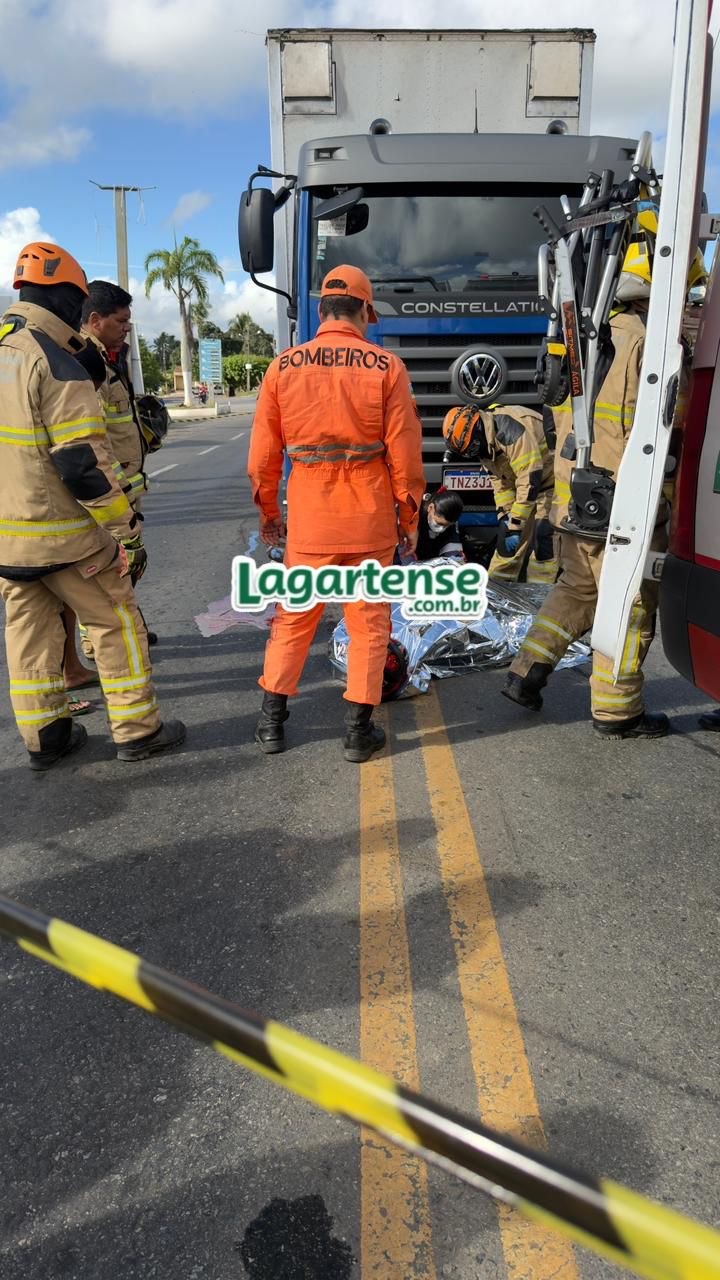 Acidente entre caminhão e motocicleta deixa vítima fatal na SE-170