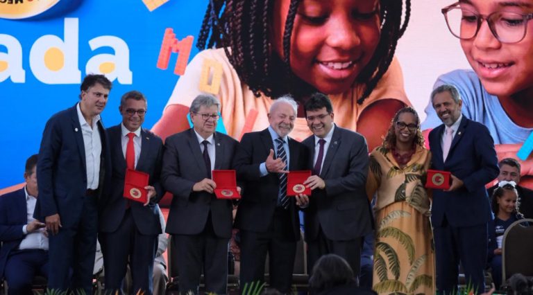 Sergipe bate metas e recebe Selo Ouro do Compromisso com a Alfabetização 2025