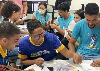 Governo abre processo seletivo para estágio com vagas para estudantes universitários