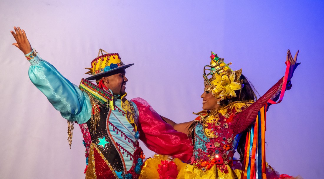 slide_f303985a46f84310d4157c3a053e079d