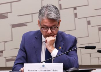 Alessandro Vieira pede indiciamentos de Toffoli, Moraes, Gilmar e Gonet