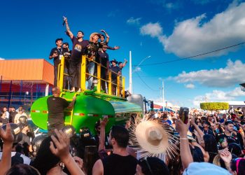Festival da Mandioca 2026: Pega do Mastro reúne multidão em Lagarto