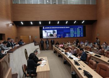 Aprovado projeto que flexibiliza regras de idade para concursos da Polícia Militar
