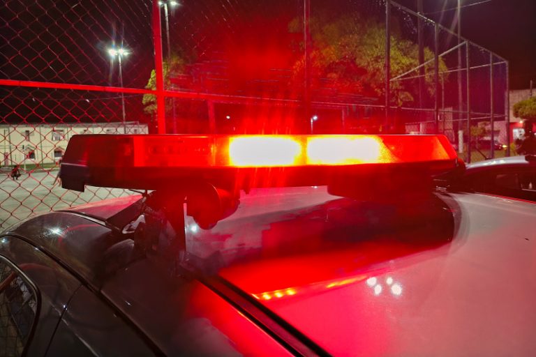 PM identifica e conduz suspeito de ferir a própria irmã com golpe de facão