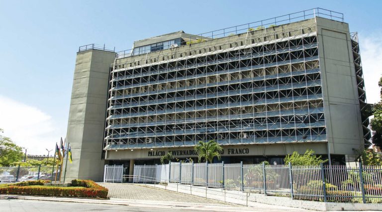 Governo decreta ponto facultativo na segunda-feira, 29, a partir das 12h