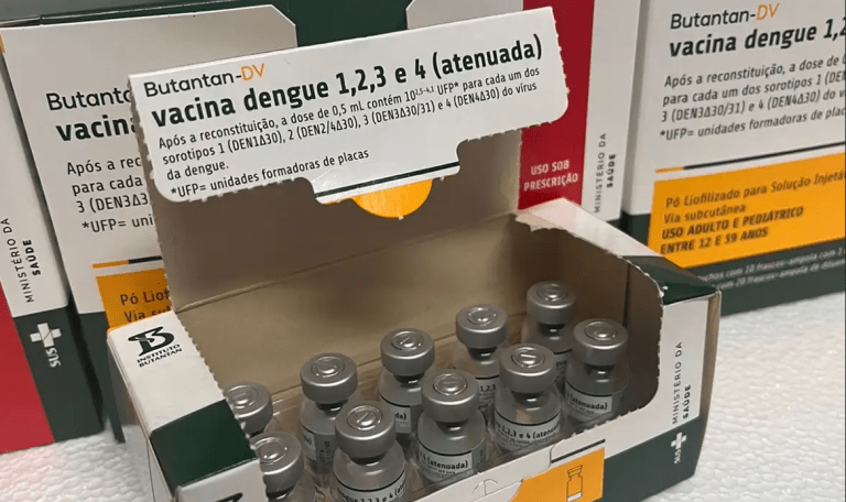Ministério da Saúde suspende vacina contra a dengue do Butantan