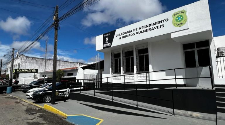 Homem é preso por descumprir medida protetiva e ameaçar ex-companheira