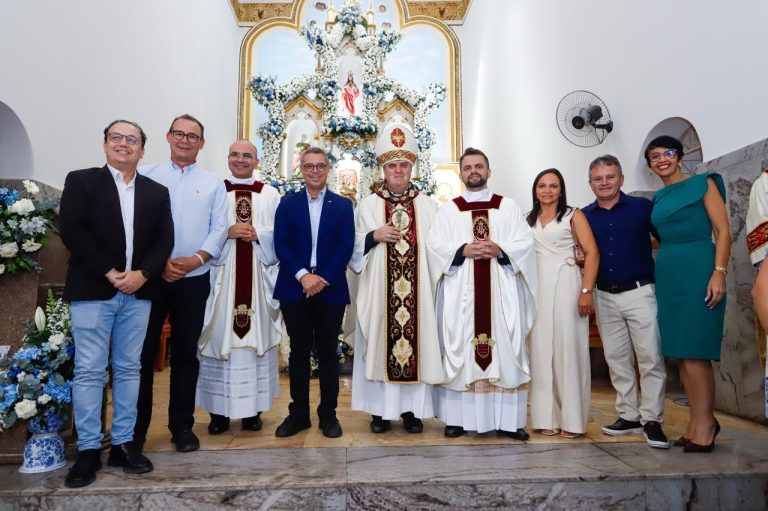 Em Simão Dias, Fábio Mitidieri acompanha festejos de Senhora Sant’Ana