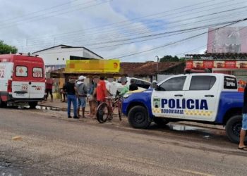 Acidente envolvendo carro estacionado deixa homem ferido em Lagarto