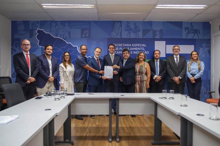 Estado media assinatura de acordo sobre os limites municipais entre Aracaju e São Cristóvão