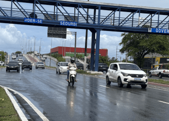 Prazo para pagamento do licenciamento anual veículos placa final 6 termina em 31 de julho