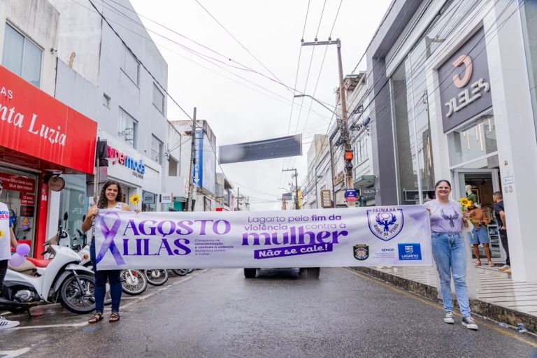 Caminhada do Agosto Lilás mobiliza Lagarto pelo fim da violência contra as mulheres