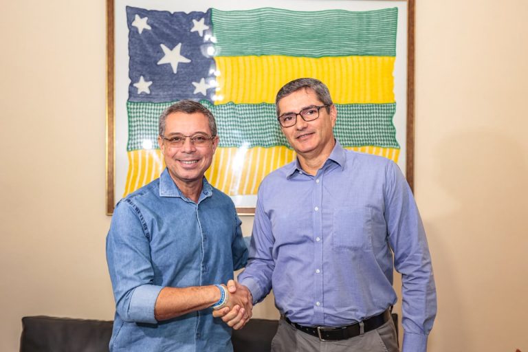 Governador Fábio anuncia reitor da Universidade Estadual de Sergipe e reforça compromisso com educação