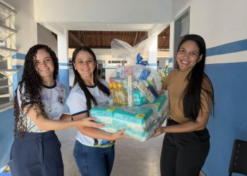 Prefeitura de Lagarto entrega kits de higiene para unidades de ensino infantil