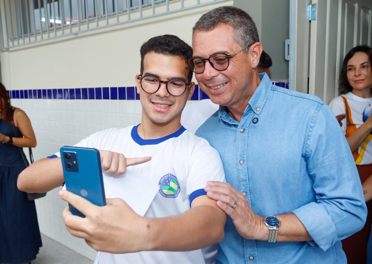Governador Fábio valoriza professores e garante posse de novos docentes nesta terça-feira, 18