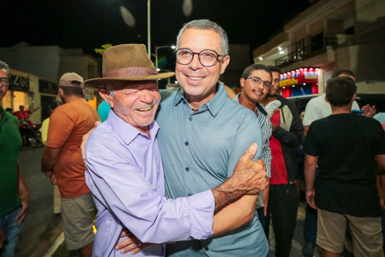 Nova pesquisa mostra Fábio Mitidieri em primeiro lugar na disputa pelo Governo do Estado