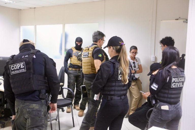 Polícia Civil cumpre mandados em Aracaju e Salgado durante Operação Pecúnia
