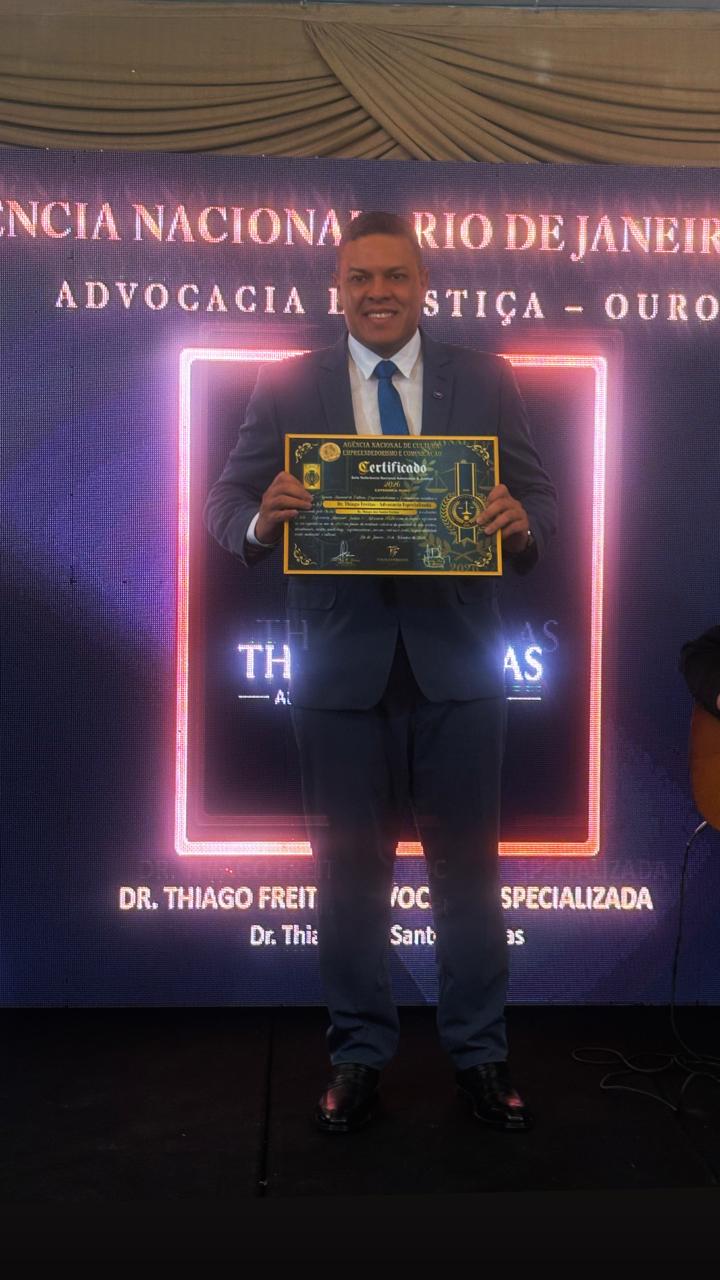 Advogado Thiago Freitas recebe Selo Ouro de Referência Nacional no Rio de Janeiro